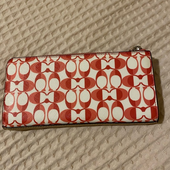 Coach Corner Zip Wallet - Picture 2 of 5